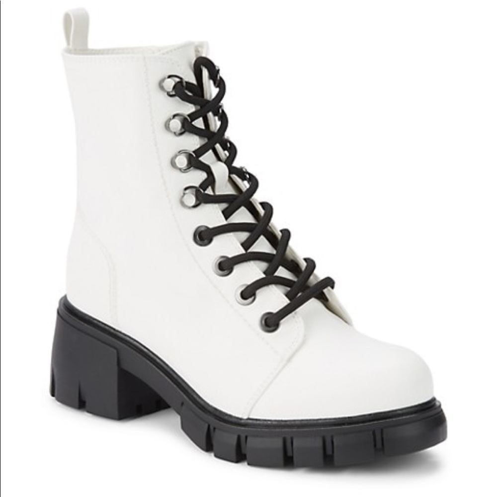 MIA white, lace up & zippered combat boots. 6.5